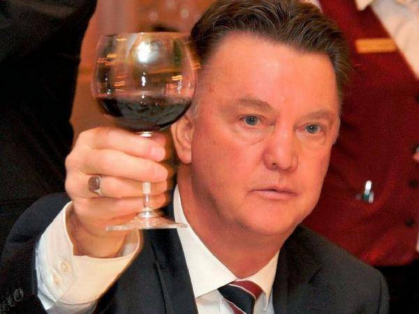 van-gaal-wine-1454150449-800.jpg