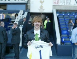 rupert-grint-8251446-420-322.jpg