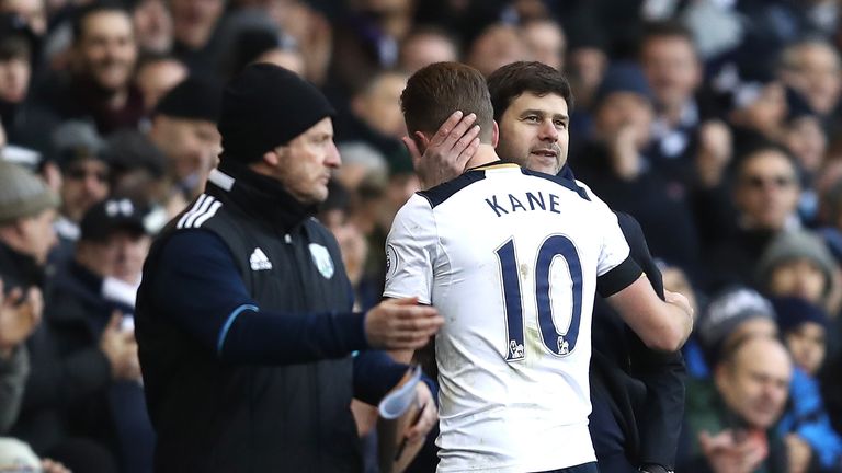 skysports-harry-kane-mauricio-pochettino-tottenham_3869956.jpg