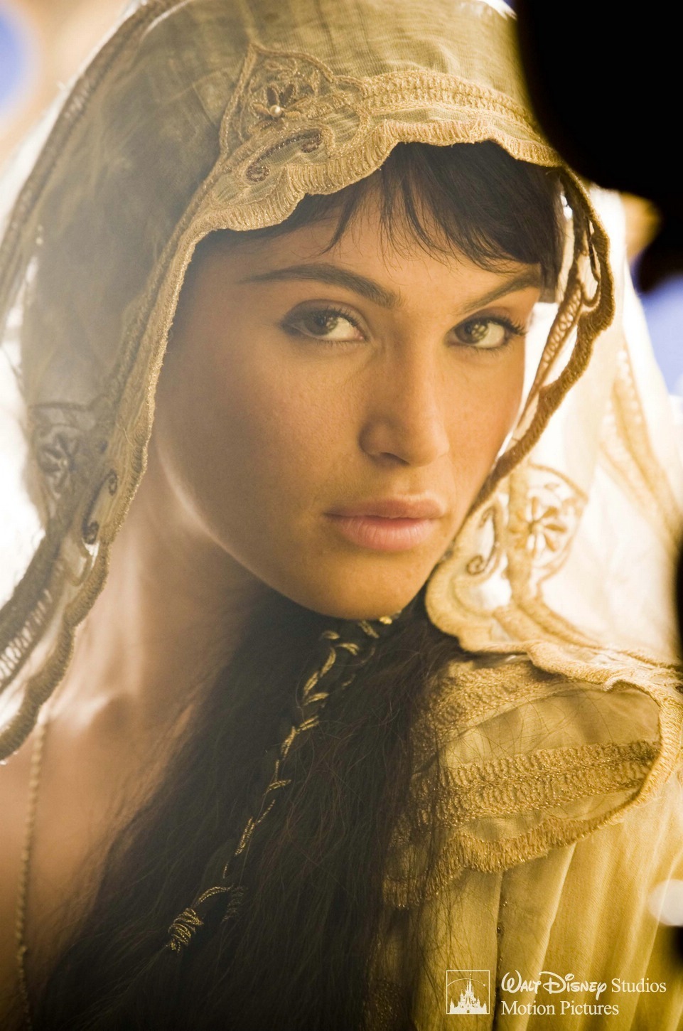 Gemma-Arterton-Tamina-prince-of-persia-the-sands-of-time-11945437-961-1450.jpg