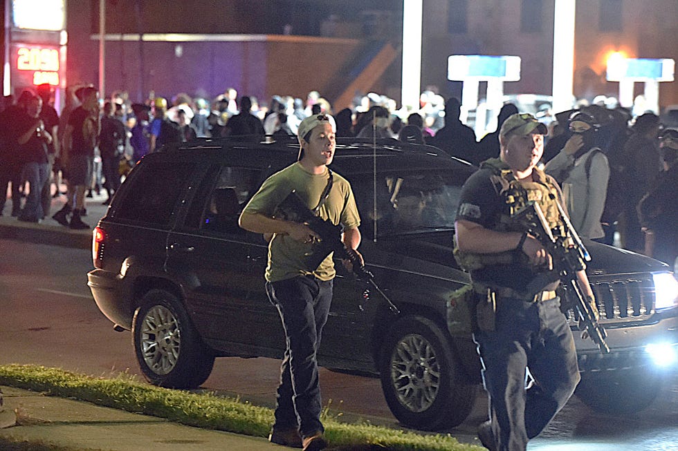 73d55410-b9ab-46c6-97d3-e7a6949fb0de-AP-APTOPIX-Police-Shooting-Wisconsin.jpg